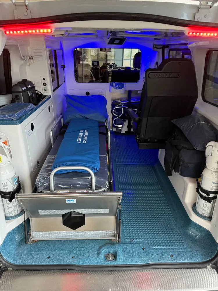 ambulance (1)